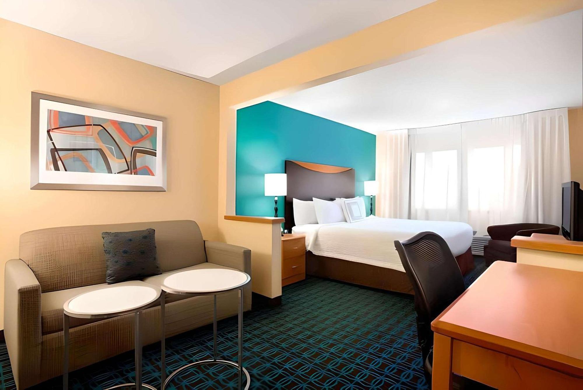 Dubuque Inn & Suites Exteriér fotografie
